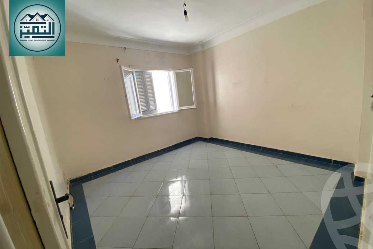 https://aqarmap.com.eg/ar/listing/6292548-for-sale-alexandria-lauran-shr-bw-qyr-tryq-lhry