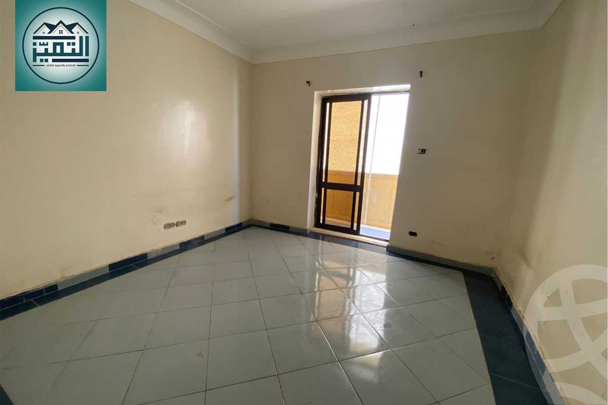 https://aqarmap.com.eg/ar/listing/6292548-for-sale-alexandria-lauran-shr-bw-qyr-tryq-lhry