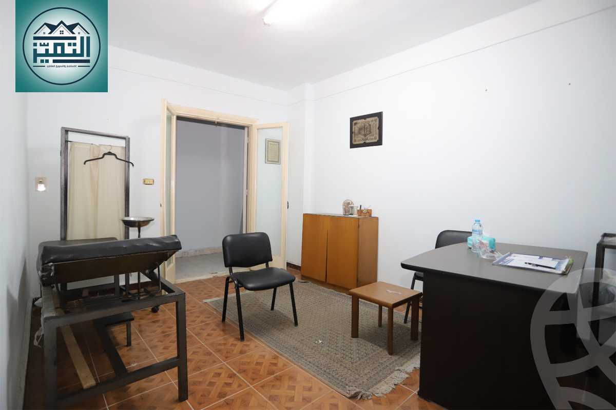 https://aqarmap.com.eg/ar/listing/6292569-for-sale-alexandria-glim-shr-bw-qyr-tryq-lhry