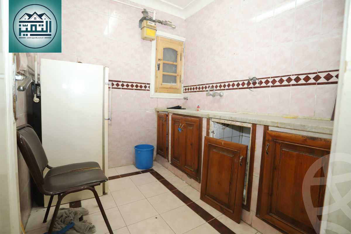 https://aqarmap.com.eg/ar/listing/6292569-for-sale-alexandria-glim-shr-bw-qyr-tryq-lhry