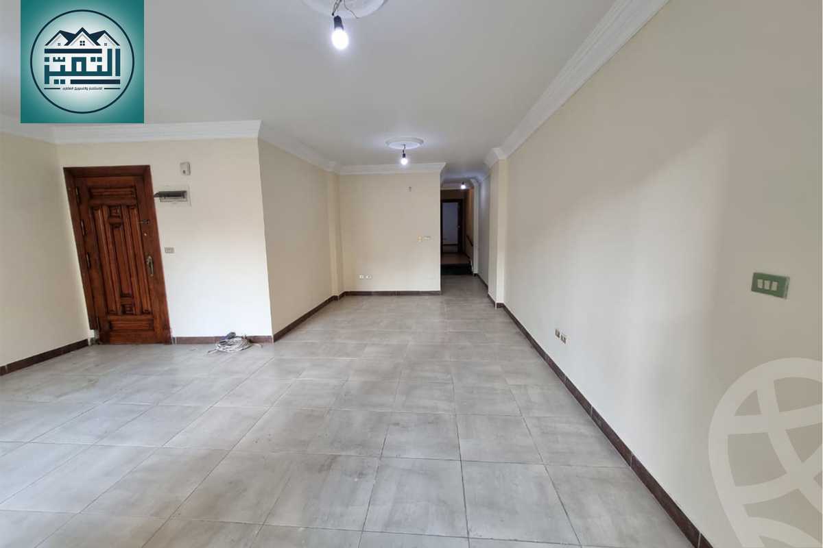 https://aqarmap.com.eg/ar/listing/6305181-for-rent-alexandria-lauran-shaarawy-st