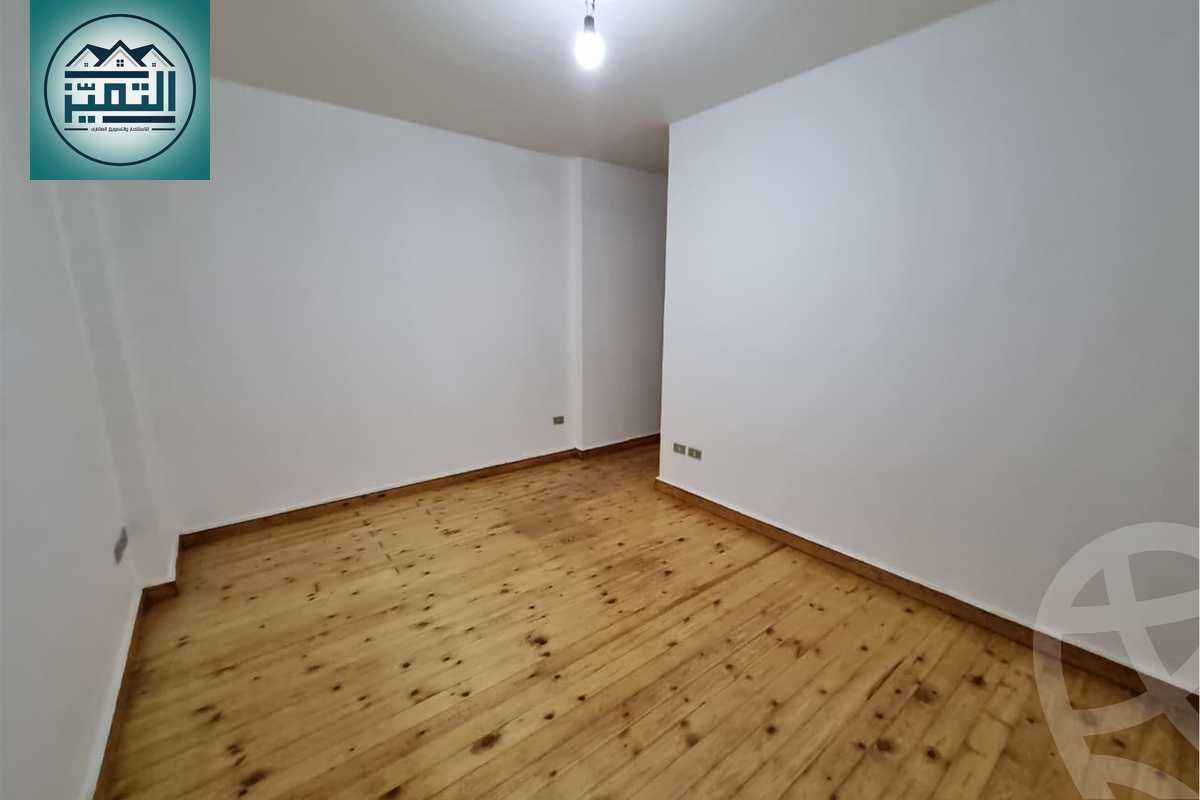 https://aqarmap.com.eg/ar/listing/6305181-for-rent-alexandria-lauran-shaarawy-st