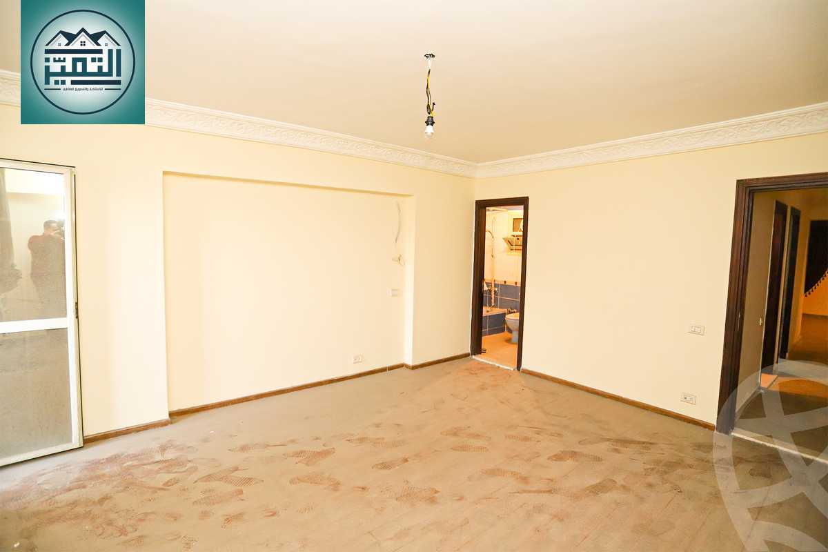 https://aqarmap.com.eg/ar/listing/6278095-for-sale-alexandria-sn-styfnw-abd-el-salam-aref-st
