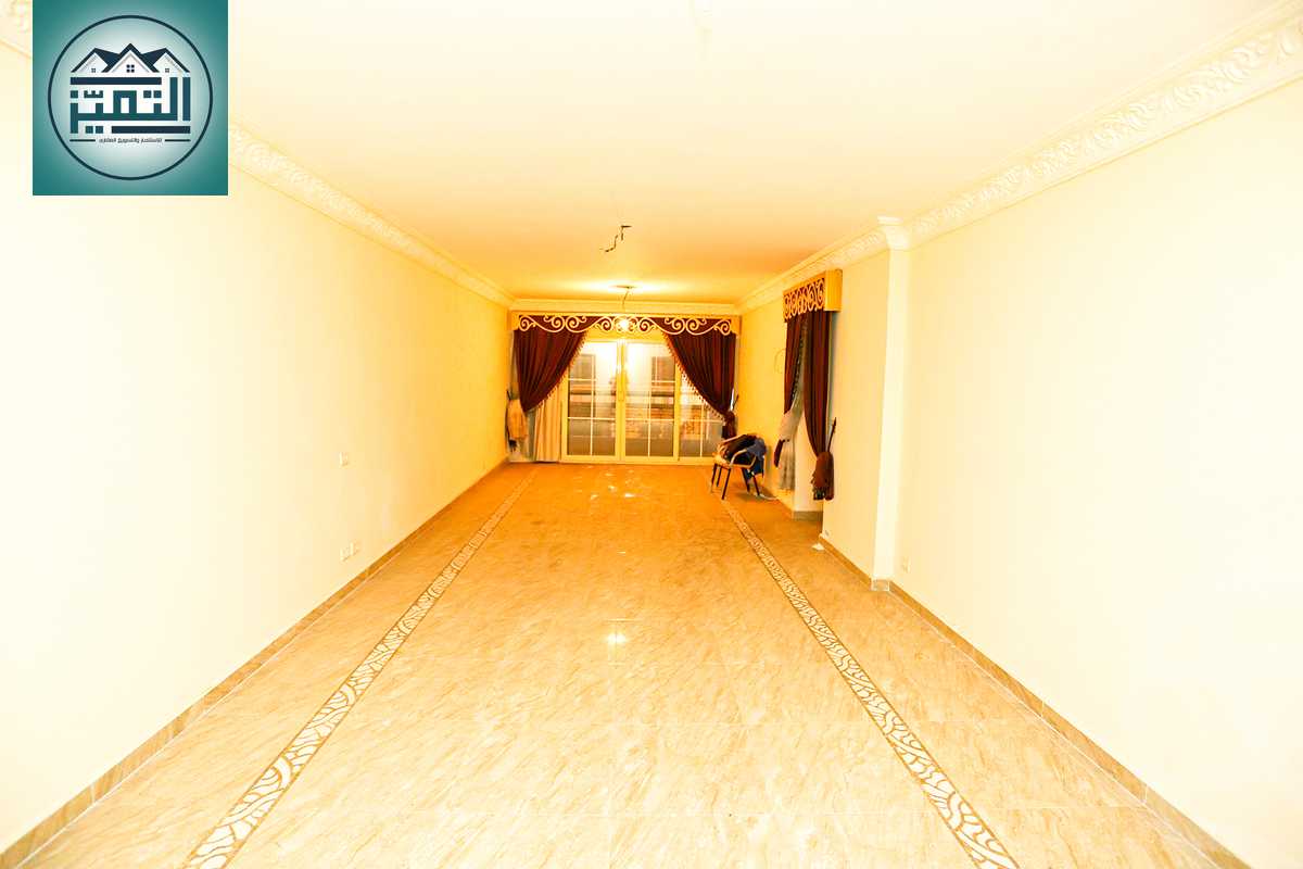 https://aqarmap.com.eg/ar/listing/6278095-for-sale-alexandria-sn-styfnw-abd-el-salam-aref-st