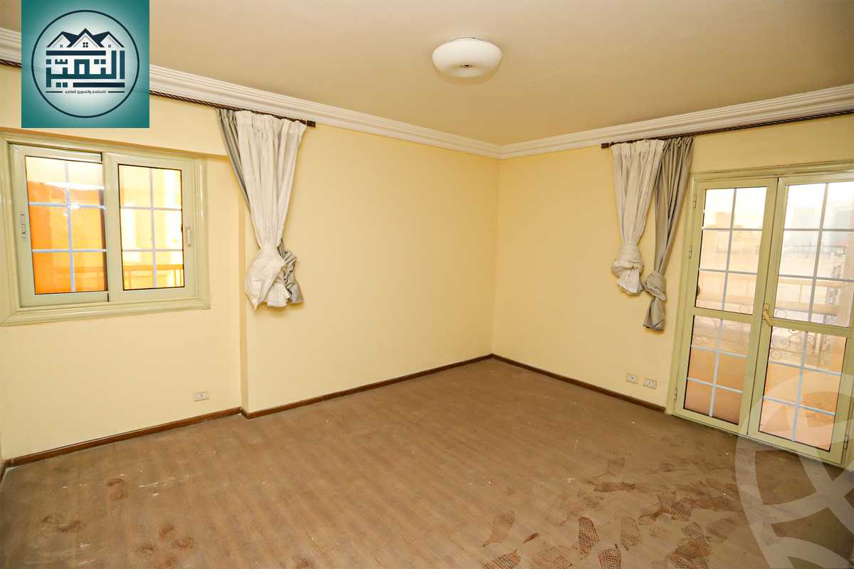 https://aqarmap.com.eg/ar/listing/6278095-for-sale-alexandria-sn-styfnw-abd-el-salam-aref-st