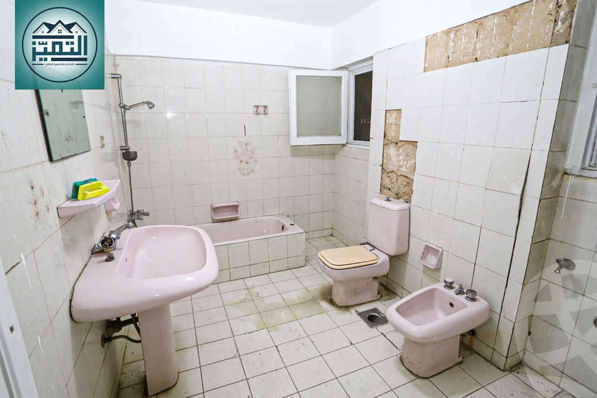 https://aqarmap.com.eg/en/listing/6321886-for-rent-alexandria-kafr-abdo-khaleel-basha-st