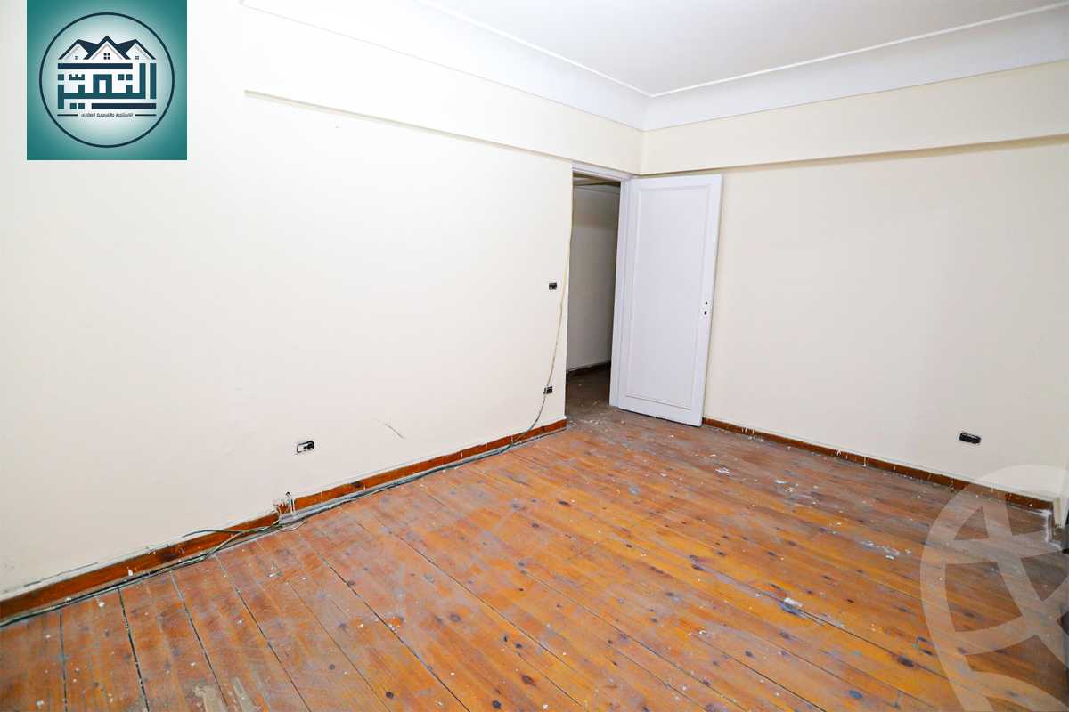 https://aqarmap.com.eg/en/listing/6321886-for-rent-alexandria-kafr-abdo-khaleel-basha-st