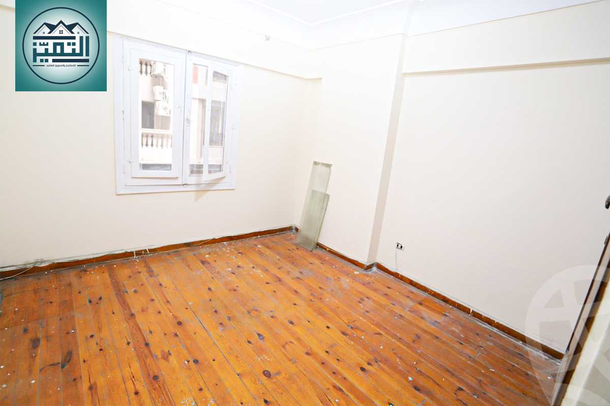 https://aqarmap.com.eg/en/listing/6321886-for-rent-alexandria-kafr-abdo-khaleel-basha-st