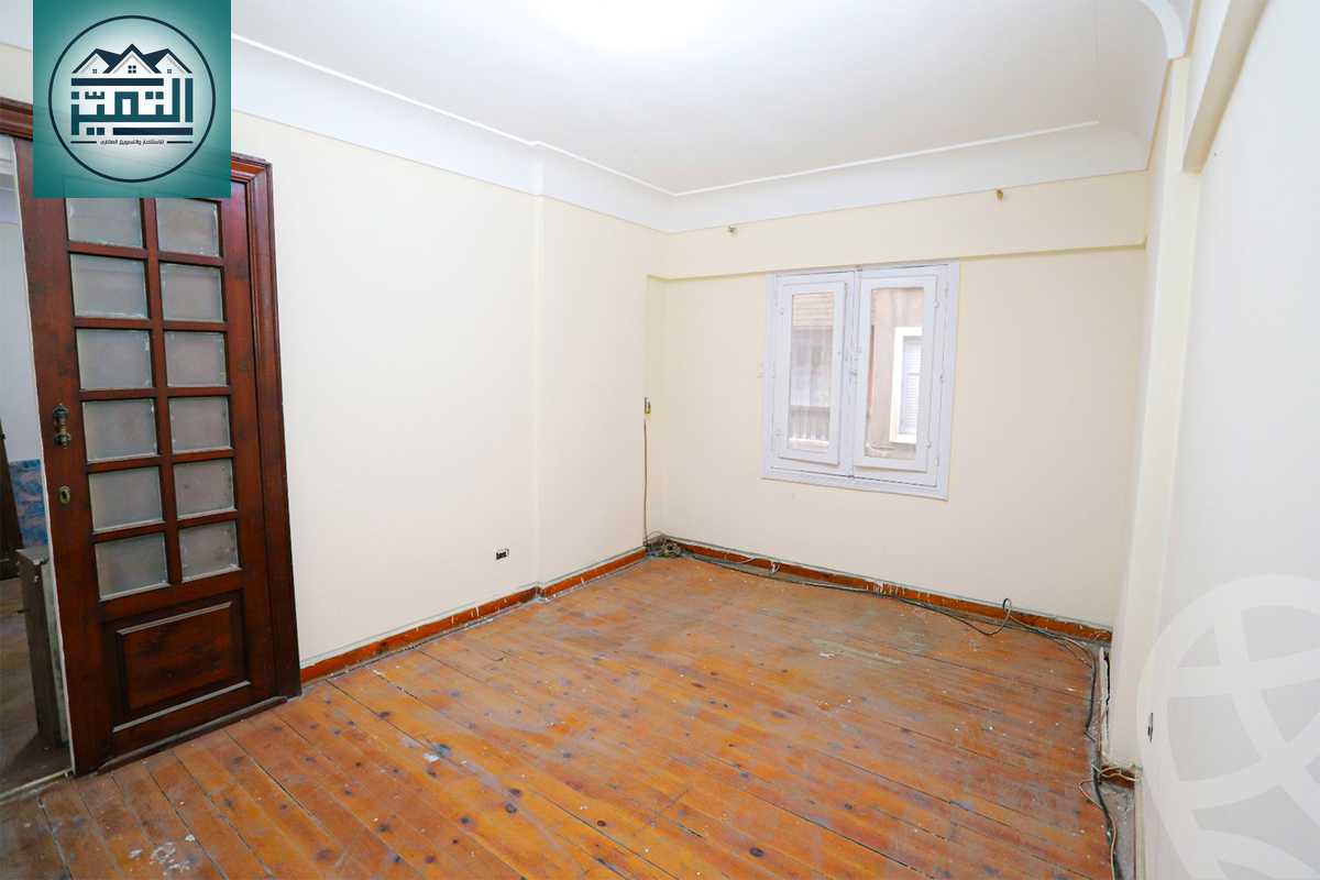 https://aqarmap.com.eg/en/listing/6321886-for-rent-alexandria-kafr-abdo-khaleel-basha-st
