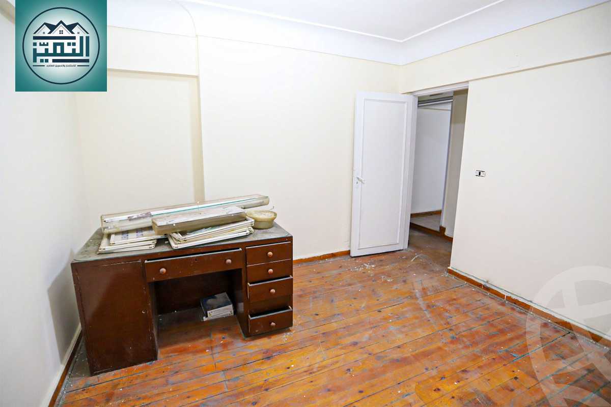 https://aqarmap.com.eg/en/listing/6321886-for-rent-alexandria-kafr-abdo-khaleel-basha-st