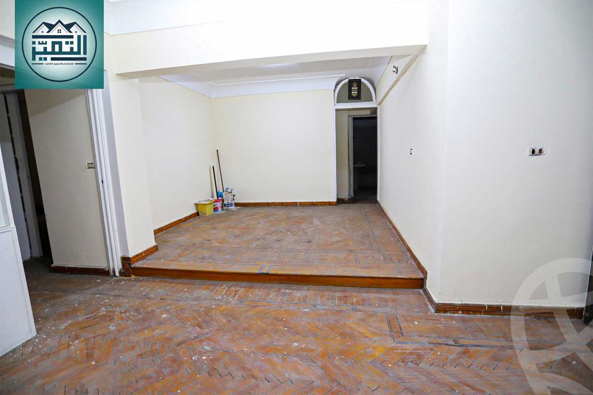 https://aqarmap.com.eg/en/listing/6321886-for-rent-alexandria-kafr-abdo-khaleel-basha-st