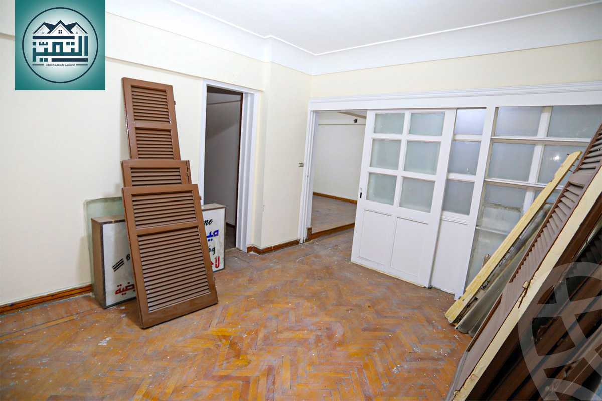 https://aqarmap.com.eg/en/listing/6321886-for-rent-alexandria-kafr-abdo-khaleel-basha-st