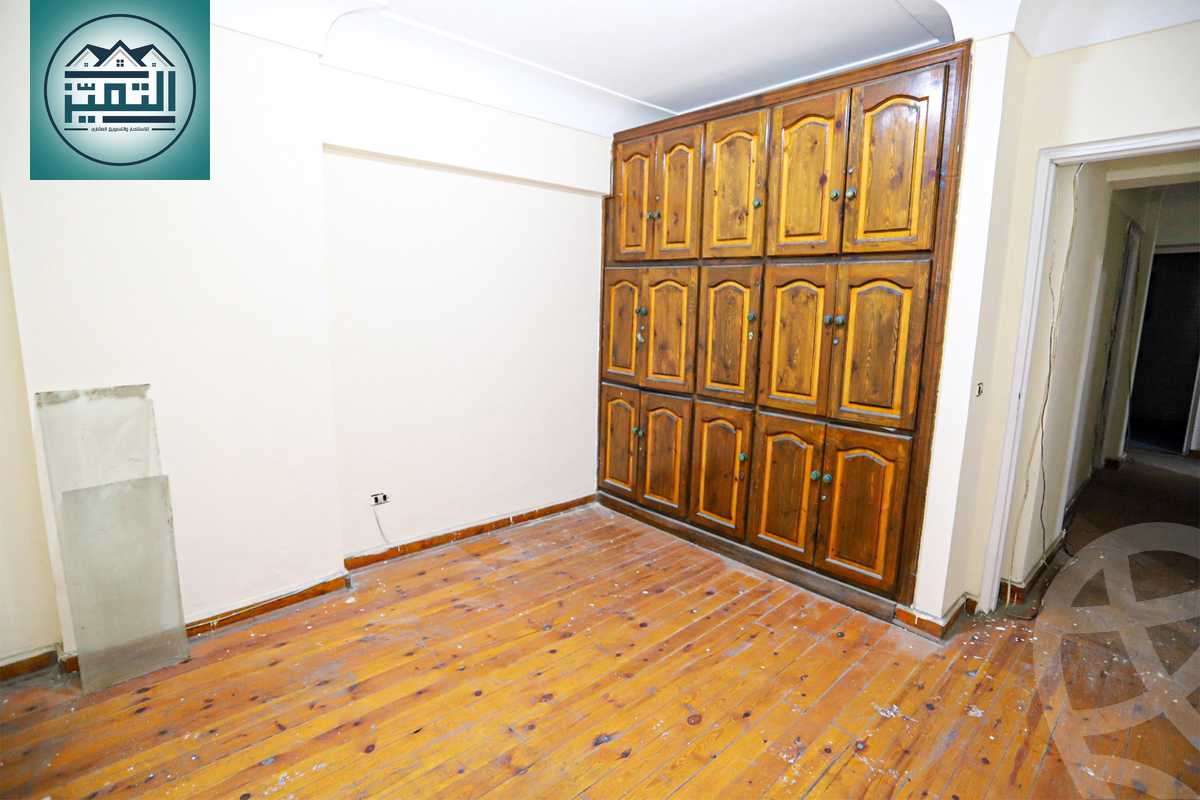 https://aqarmap.com.eg/en/listing/6321886-for-rent-alexandria-kafr-abdo-khaleel-basha-st