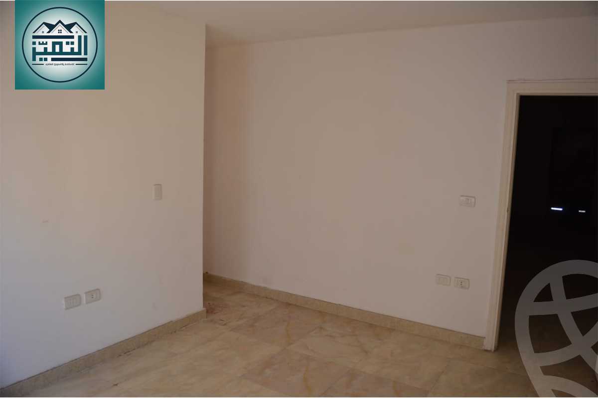 https://aqarmap.com.eg/ar/listing/6333059-for-sale-alexandria-mht-lrml-fouad-st