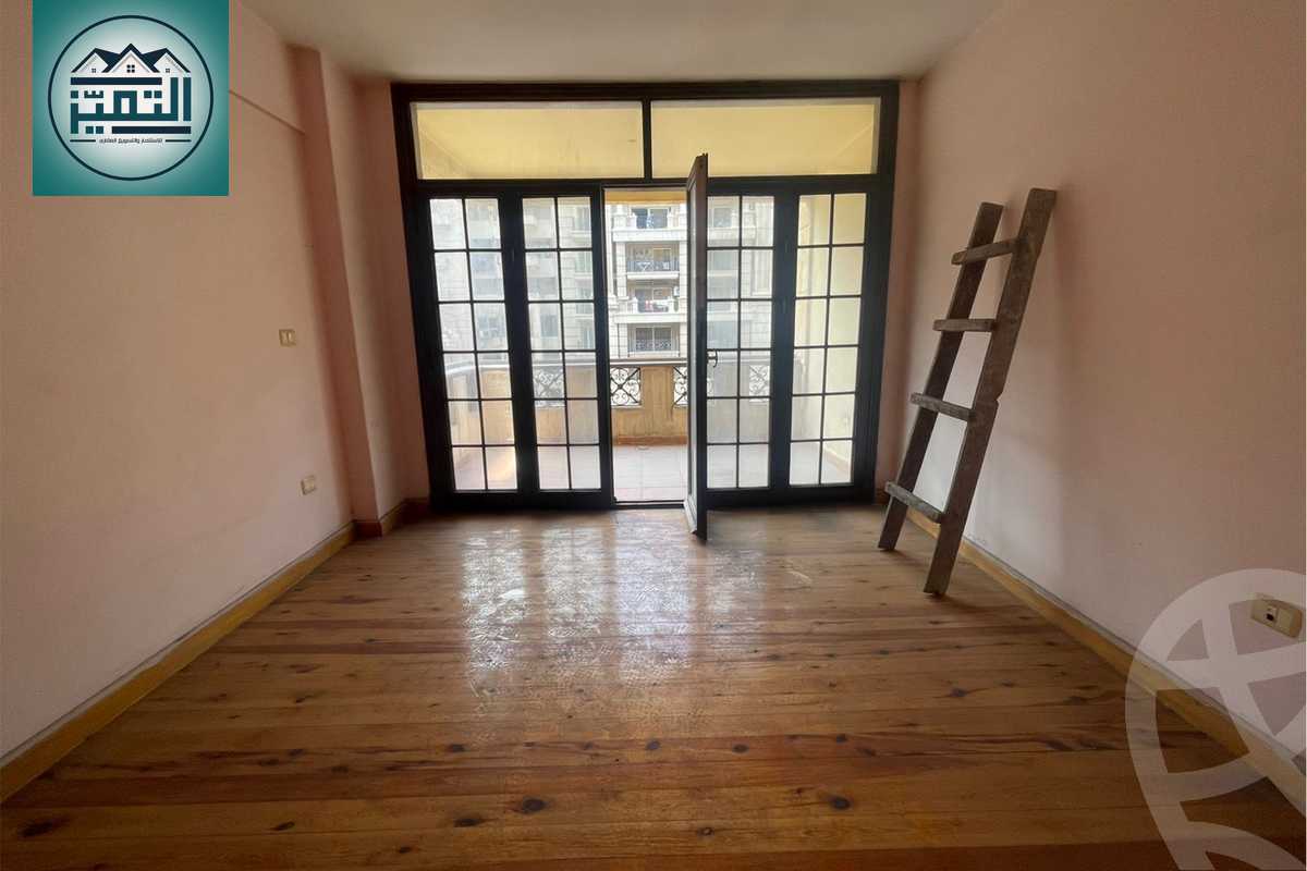 https://aqarmap.com.eg/ar/listing/6354761-for-rent-alexandria-smouha-mohammed-fawzi-moaz-st