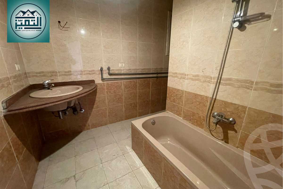 https://aqarmap.com.eg/ar/listing/6354761-for-rent-alexandria-smouha-mohammed-fawzi-moaz-st