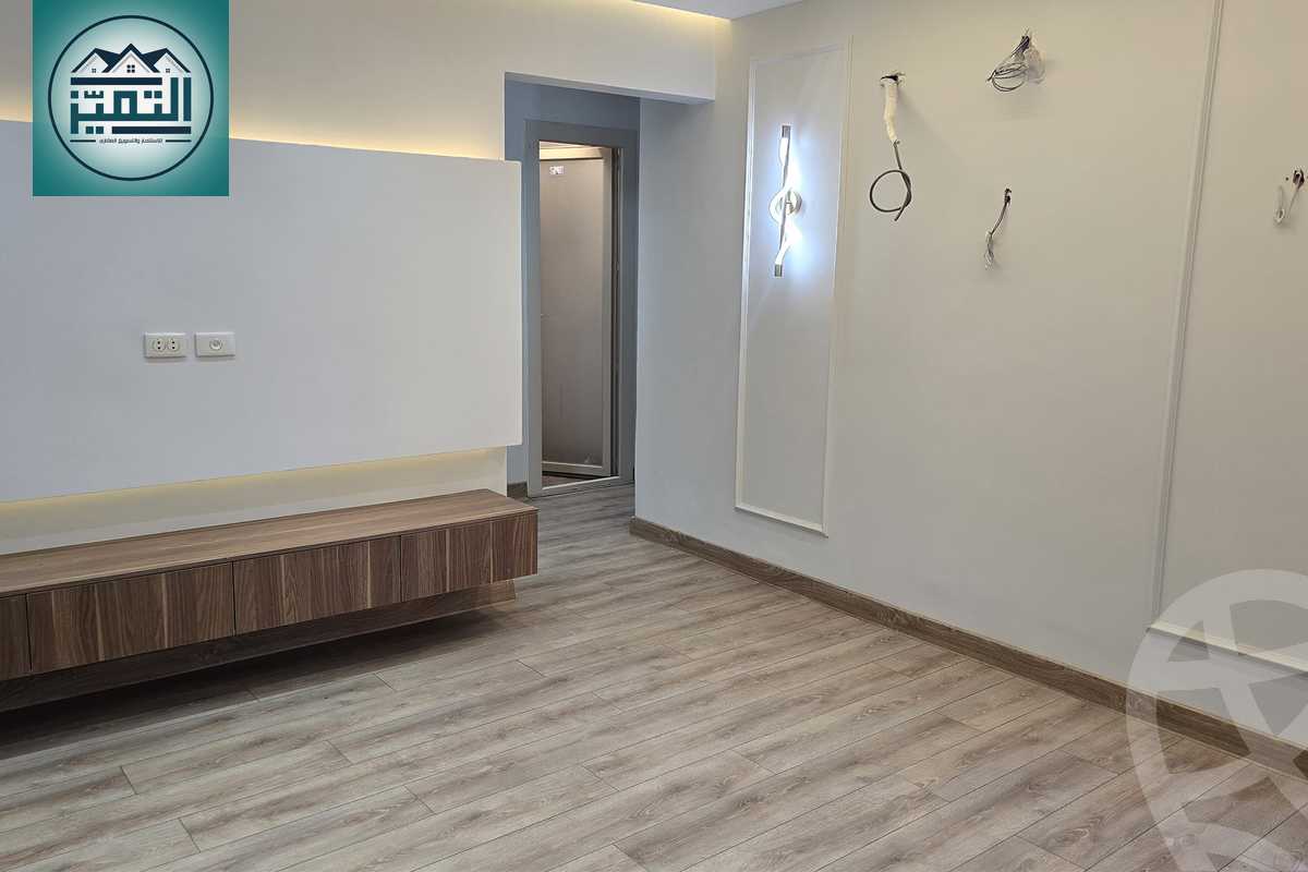 https://aqarmap.com.eg/ar/listing/6371044-for-sale-alexandria-lm-mwr-lm-mwr-lshty-kornesh-el-maamoura-st