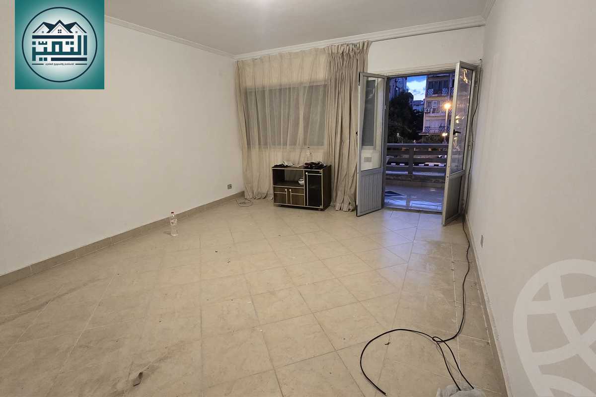 https://aqarmap.com.eg/ar/listing/6371059-for-sale-alexandria-lm-mwr-lm-mwr-lshty-kornesh-el-maamoura-st