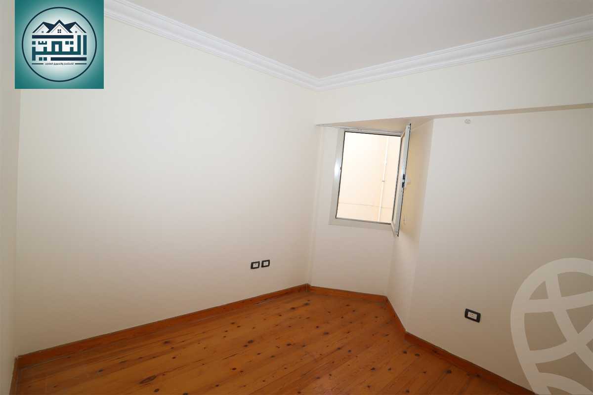 https://aqarmap.com.eg/ar/listing/6552659-for-rent-alexandria-ganaklis-shr-bw-qyr-tryq-lhry