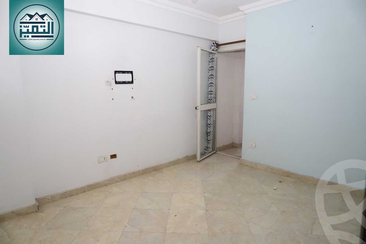 https://aqarmap.com.eg/ar/listing/6554714-for-rent-alexandria-ibrahimia-abou-quer-st