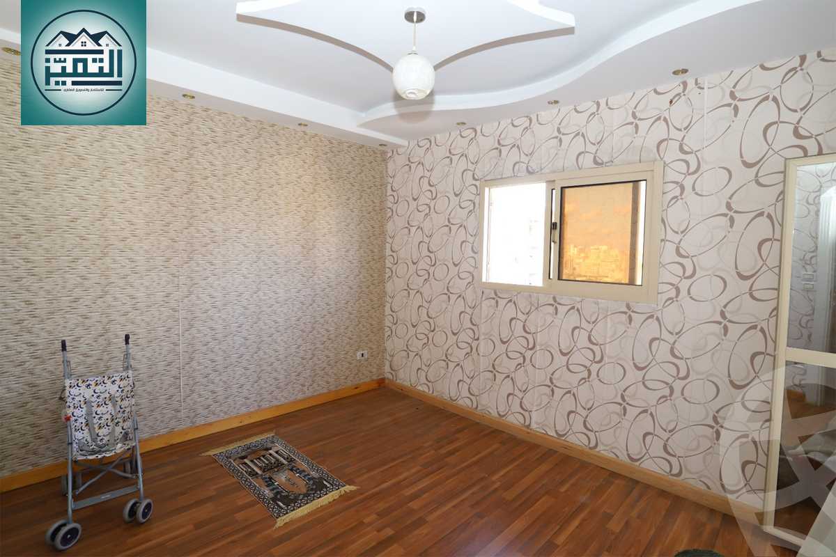 https://aqarmap.com.eg/ar/listing/6558906-for-sale-alexandria-sporting-shr-bwr-s-yd