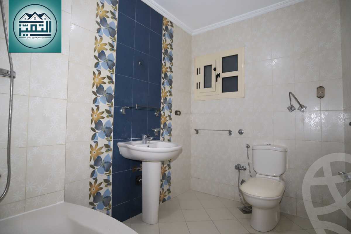 https://aqarmap.com.eg/ar/listing/6569720-for-rent-alexandria-stanley-abd-el-aziz-fahmy-st