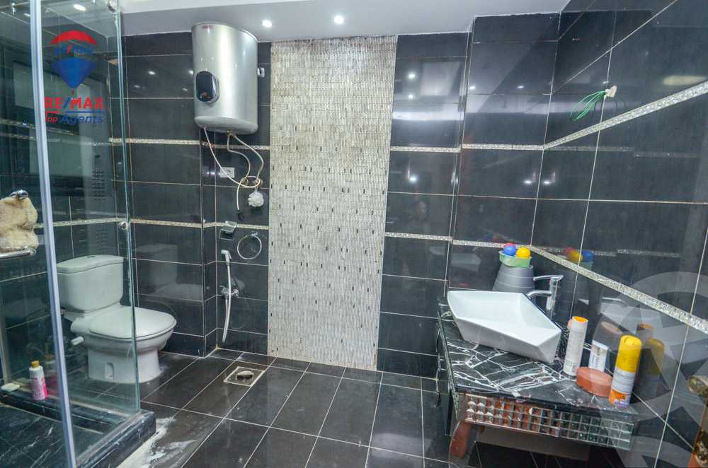 https://aqarmap.com.eg/en/listing/3720133-for-rent-alexandria-zezenia-kasr-al-safa-st
