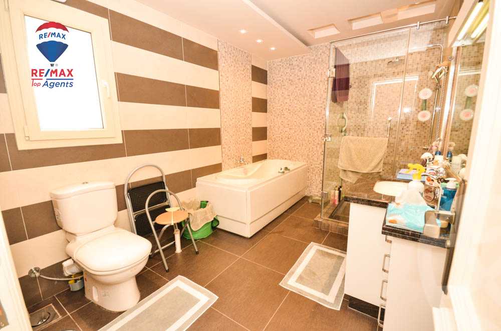 https://aqarmap.com.eg/en/listing/3771760-for-sale-alexandria-compounds-kmbwnd-l-rwb-rwyl