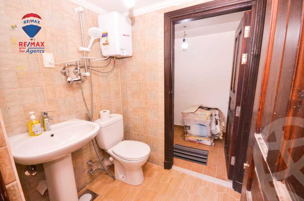 https://aqarmap.com.eg/en/listing/3771760-for-sale-alexandria-compounds-kmbwnd-l-rwb-rwyl
