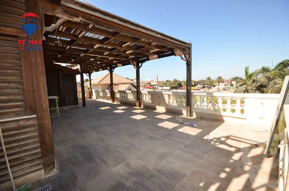 https://aqarmap.com.eg/en/listing/3771760-for-sale-alexandria-compounds-kmbwnd-l-rwb-rwyl
