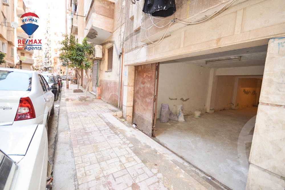 https://aqarmap.com.eg/ar/listing/3825746-for-sale-alexandria-ganaklis-shr-bw-qyr-tryq-lhry