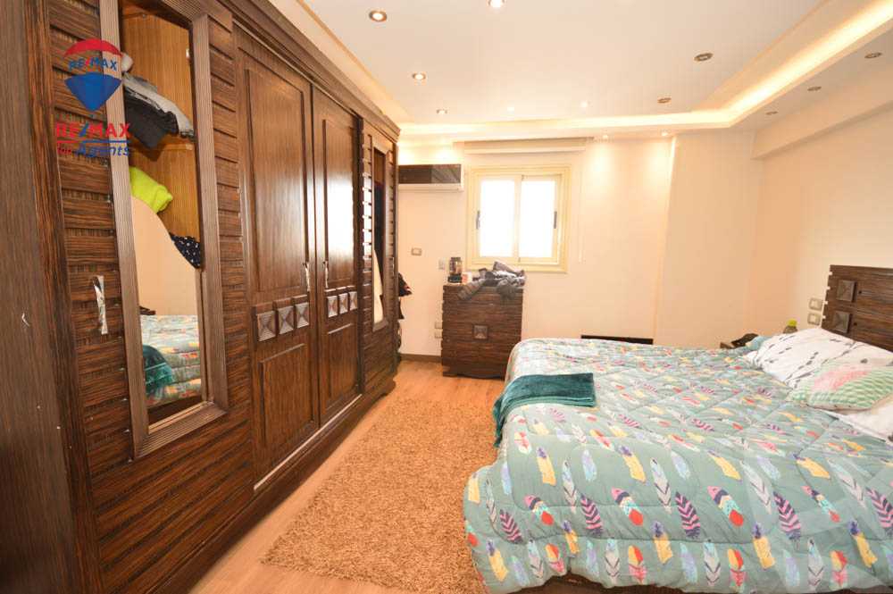 https://aqarmap.com.eg/ar/listing/3857668-for-sale-alexandria-kafr-abdo-shr-lsyd-skyn-bnt-lhsyn