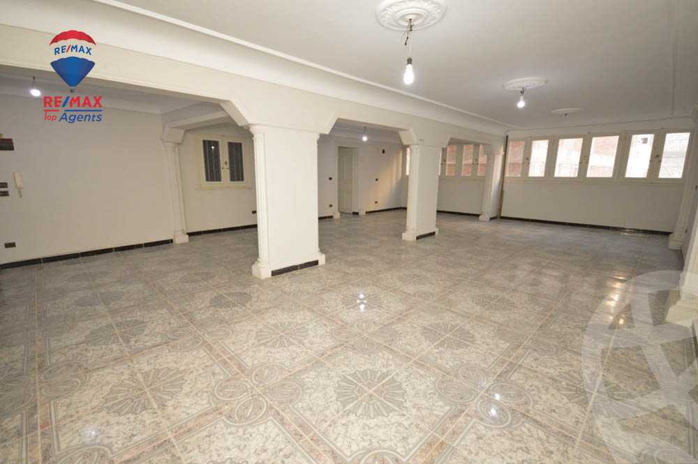 https://aqarmap.com.eg/ar/listing/3873086-for-sale-alexandria-miami-khld-bn-lwlyd