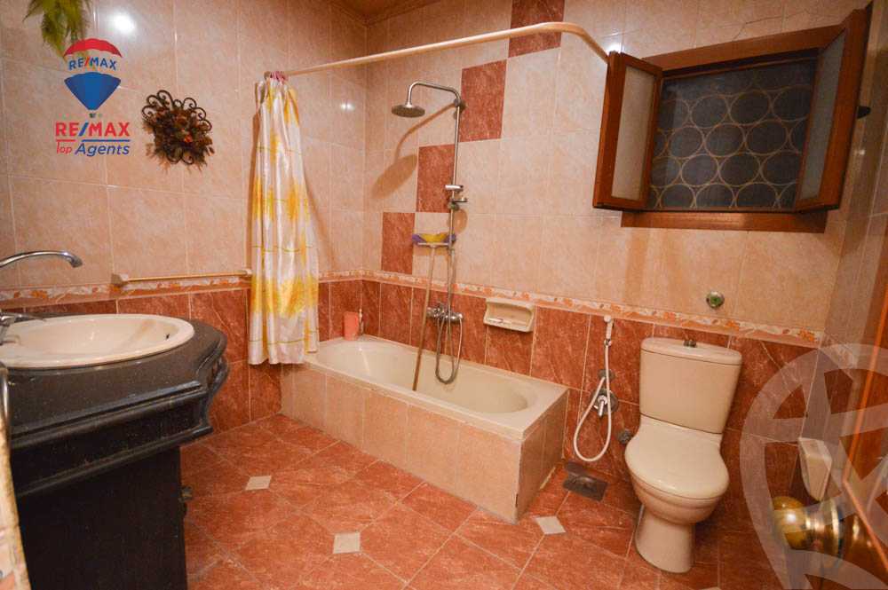 https://aqarmap.com.eg/ar/listing/3878398-for-sale-alexandria-bolekly-abou-quer-st
