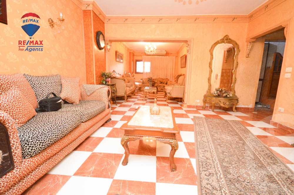 https://aqarmap.com.eg/ar/listing/3878398-for-sale-alexandria-bolekly-abou-quer-st