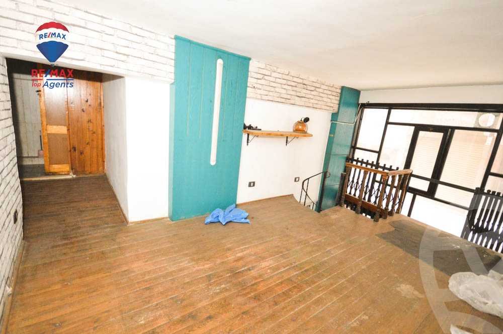 https://aqarmap.com.eg/ar/listing/3901703-for-rent-alexandria-lauran-ahmed-zou-al-fekar-st