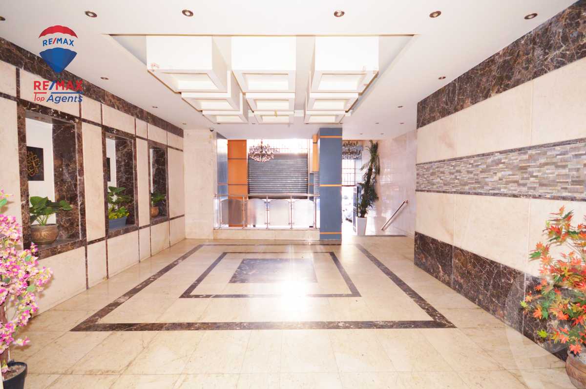 https://aqarmap.com.eg/en/listing/4264425-for-sale-alexandria-smouha-tout-ankh-amoun-st