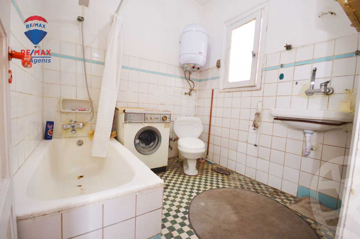 https://aqarmap.com.eg/en/listing/4302067-for-sale-alexandria-kafr-abdo-kafr-abdou-st