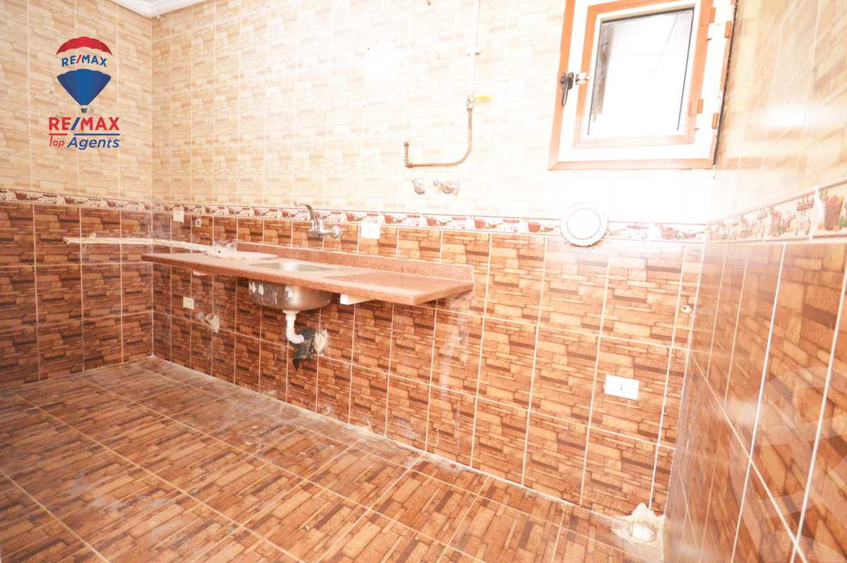 https://aqarmap.com.eg/en/listing/4302139-for-rent-alexandria-mht-lrml-fouad-st