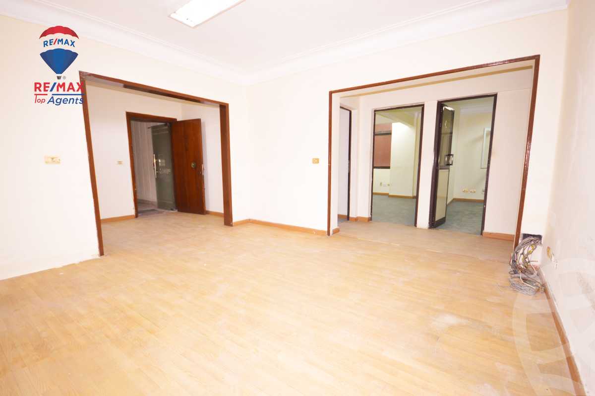 https://aqarmap.com.eg/en/listing/4309497-for-sale-abd-el-aziz-fahmy-st