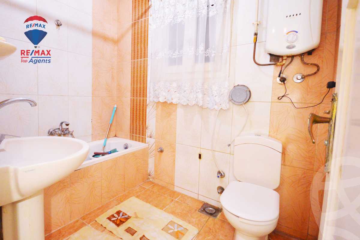 https://aqarmap.com.eg/en/listing/4325033-for-sale-alexandria-camp-cesar-el-gaish-rd