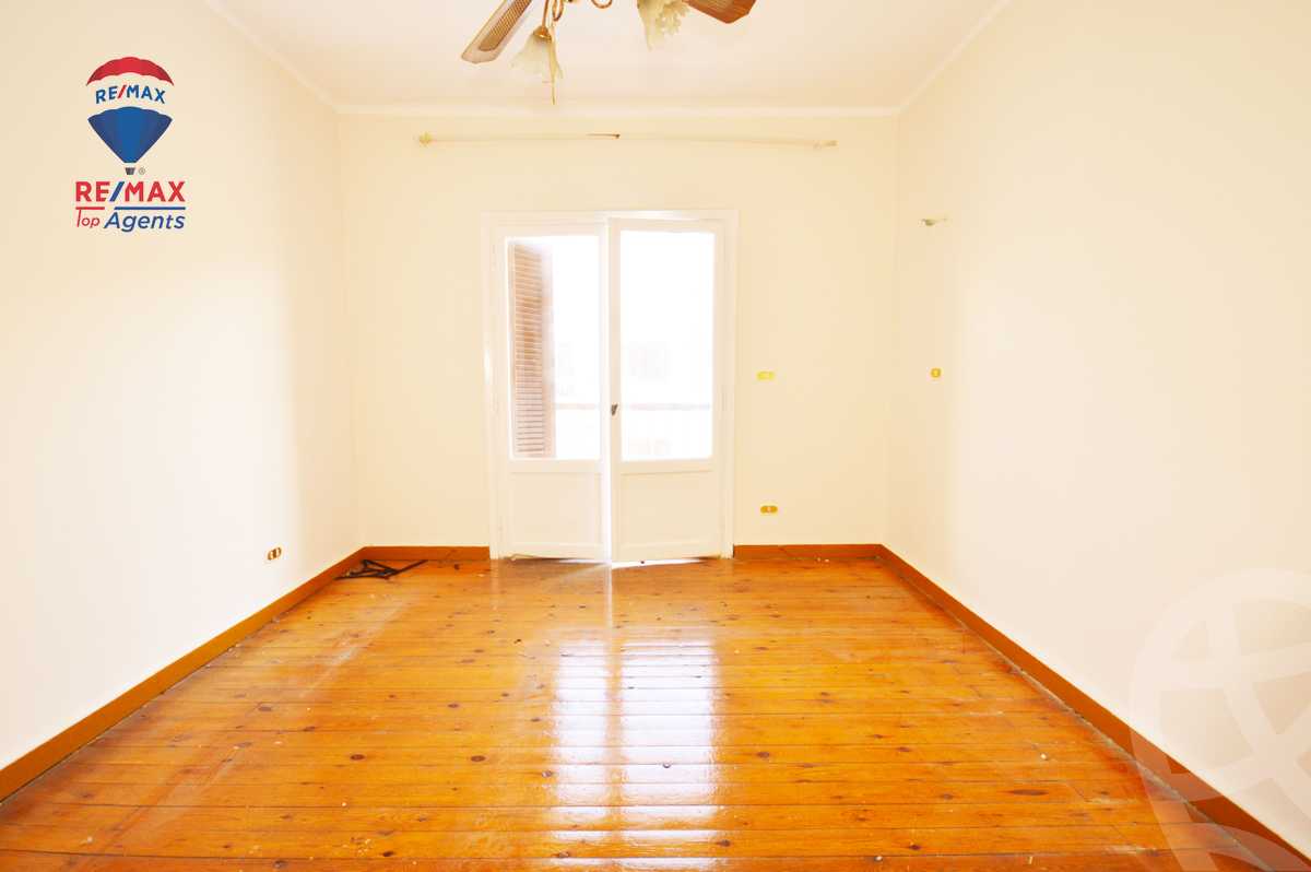 https://aqarmap.com.eg/ar/listing/4330314-for-rent-alexandria-bolekly-wnjdt