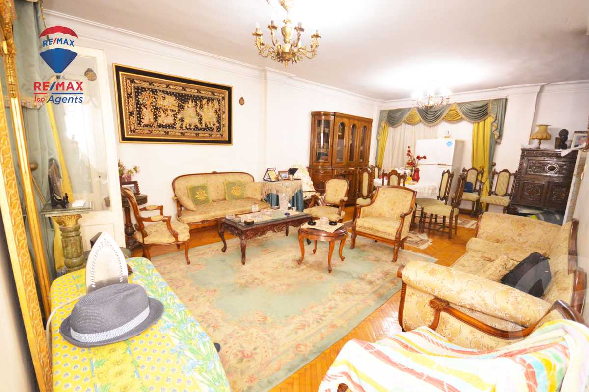 https://aqarmap.com.eg/ar/listing/4331305-for-sale-alexandria-glim-shr-bw-qyr-tryq-lhry