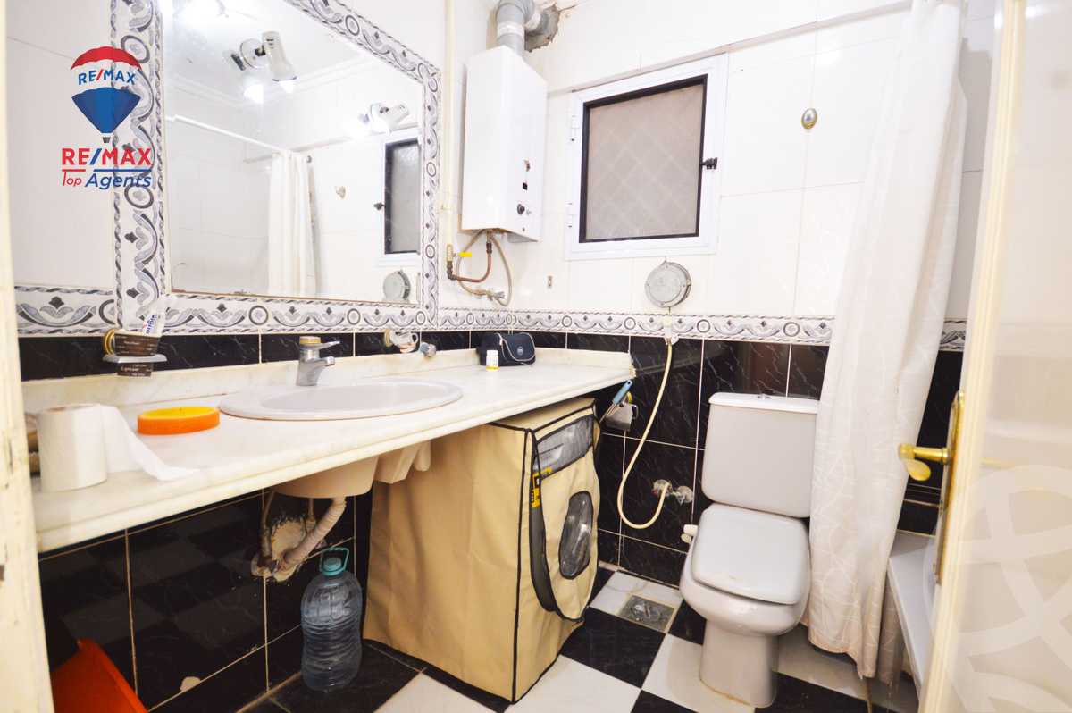 https://aqarmap.com.eg/en/listing/4337152-for-sale-alexandria-ganaklis-shr-bw-qyr-tryq-lhry
