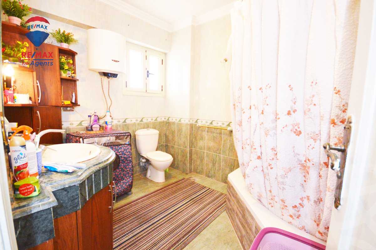 https://aqarmap.com.eg/en/listing/4354288-for-sale-alexandria-glim-shr-bw-qyr-tryq-lhry