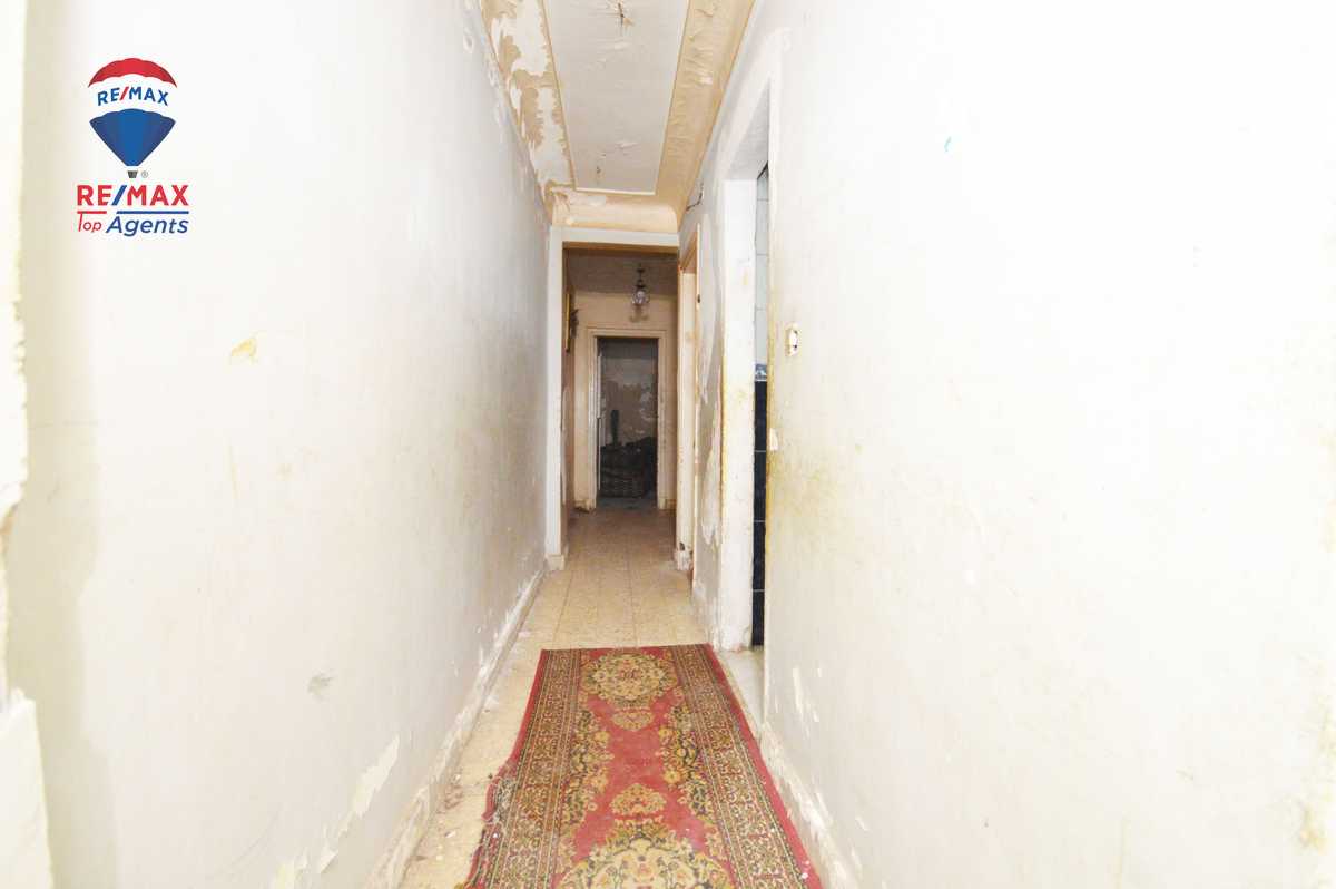https://aqarmap.com.eg/en/listing/4368215-for-sale-alexandria-kafr-abdo-kafr-abdou-st