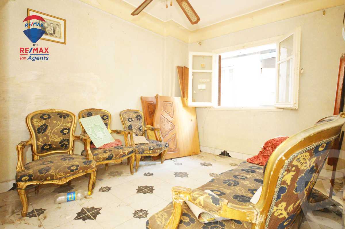 https://aqarmap.com.eg/en/listing/4368215-for-sale-alexandria-kafr-abdo-kafr-abdou-st