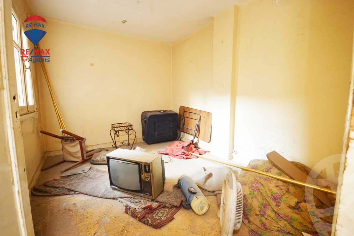 https://aqarmap.com.eg/en/listing/4368215-for-sale-alexandria-kafr-abdo-kafr-abdou-st