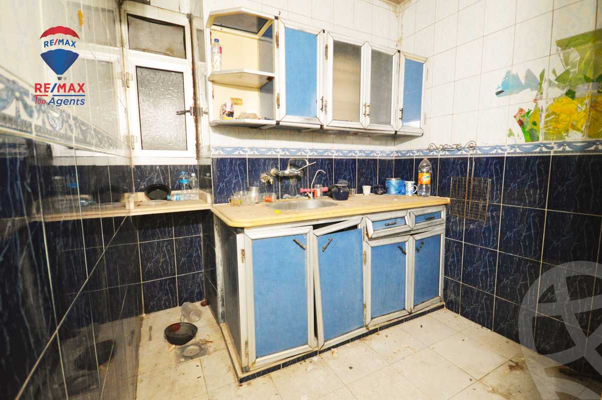 https://aqarmap.com.eg/en/listing/4368215-for-sale-alexandria-kafr-abdo-kafr-abdou-st