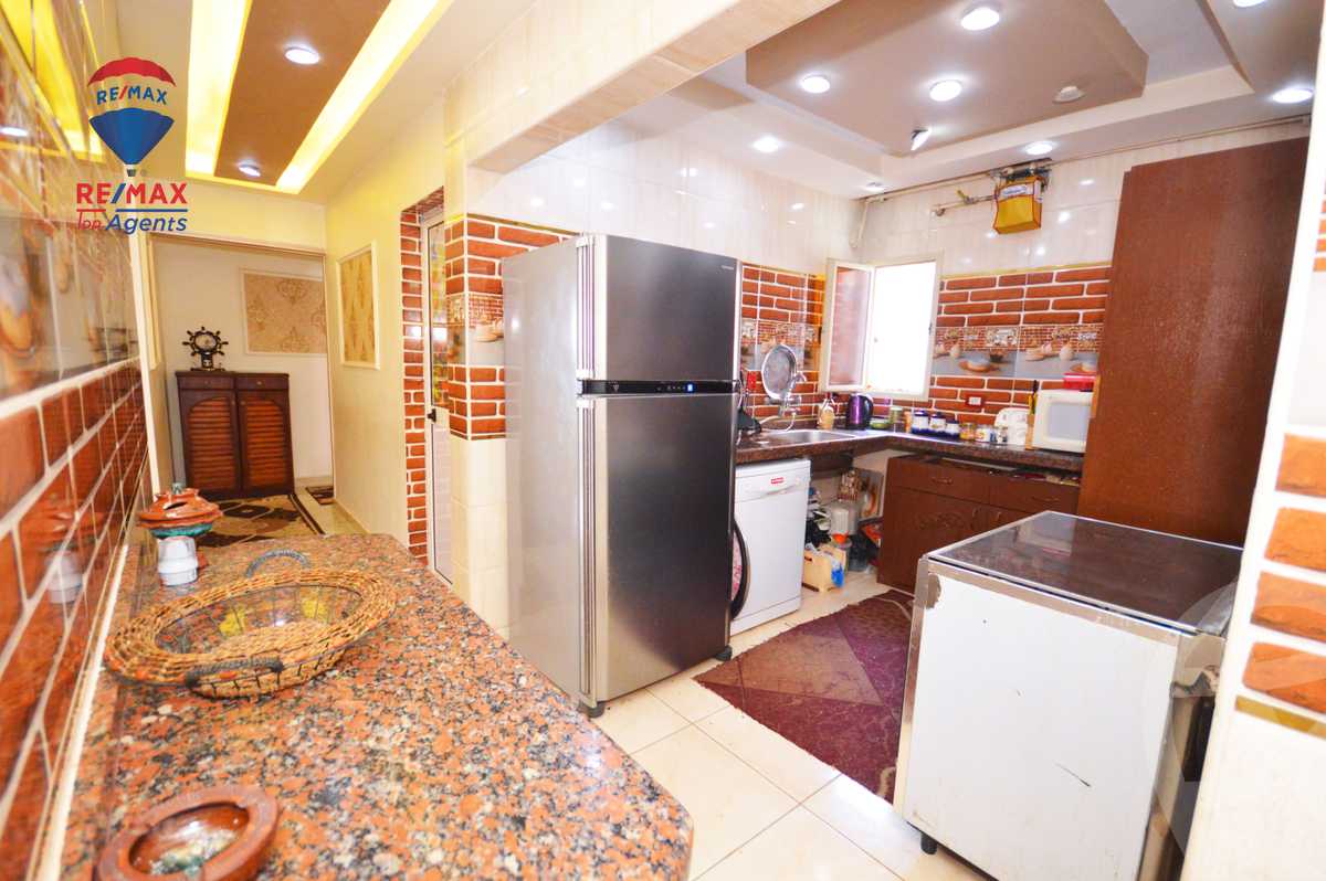 https://aqarmap.com.eg/en/listing/4537417-for-sale-alexandria-ibrahimia-abou-quer-st